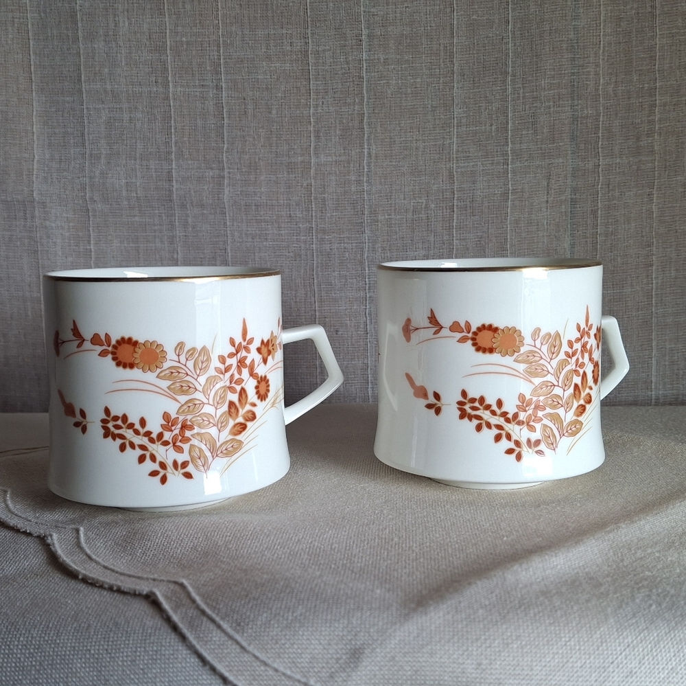 VTG Set of 2 Mikasa Bone China Eastwind Tea Cups
